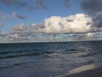 2006-12-06Oli'sBeach