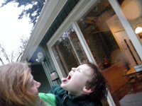 IMGP5774  Reminds me of 6 years ago in Poulsbo, showing Sam his first flakes :)